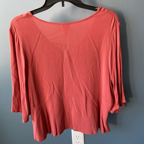 Mossimo Cropped Flutter Shirt - Picture 2 of 4